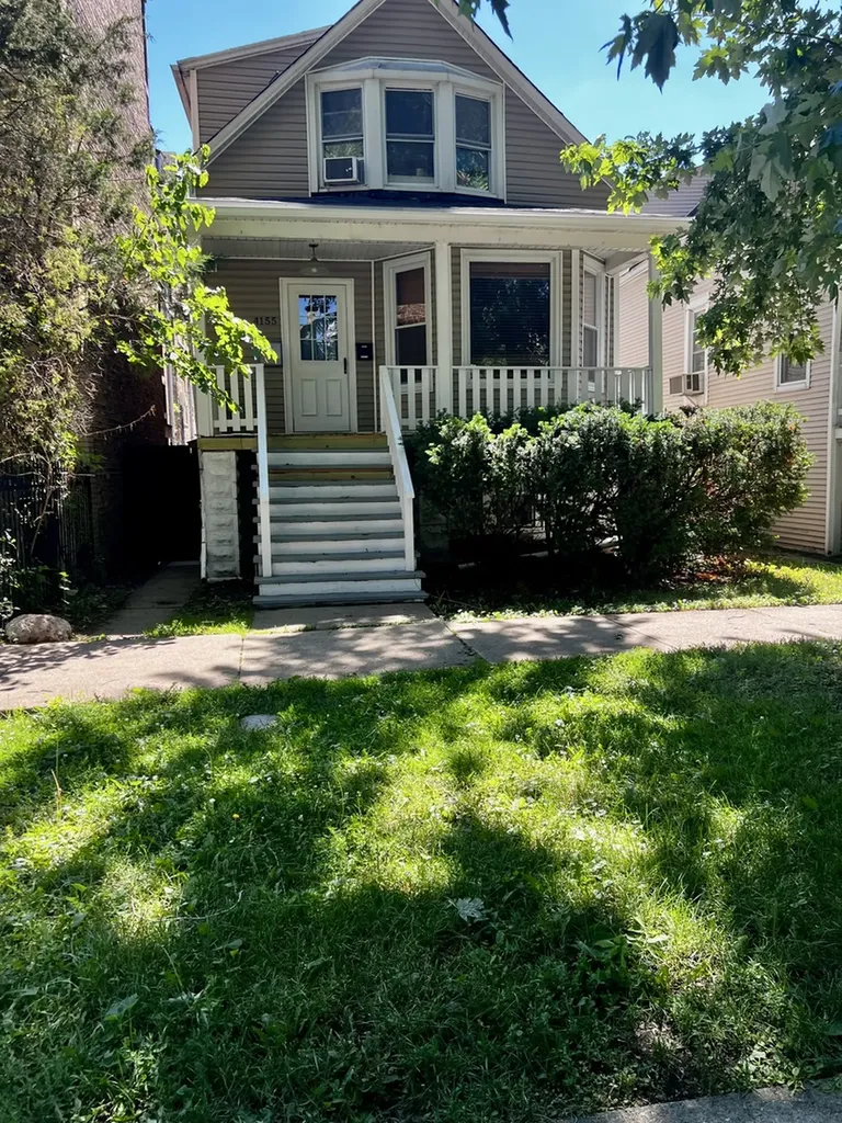 4155 North Francisco Avenue Chicago IL 60618
