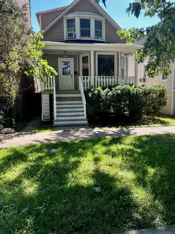 4155 North Francisco Avenue Chicago IL 60618