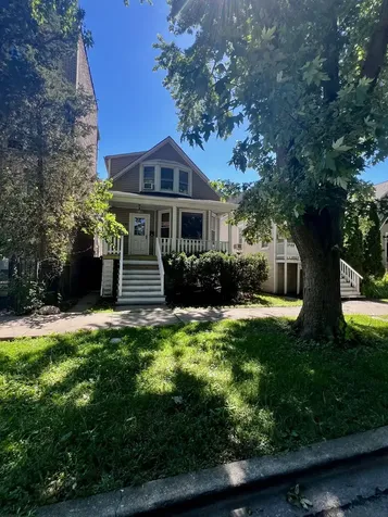 4155 North Francisco Avenue Chicago IL 60618