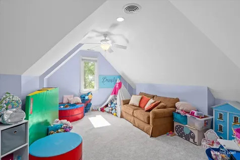 4779 Lees Court Oswego IL 60543