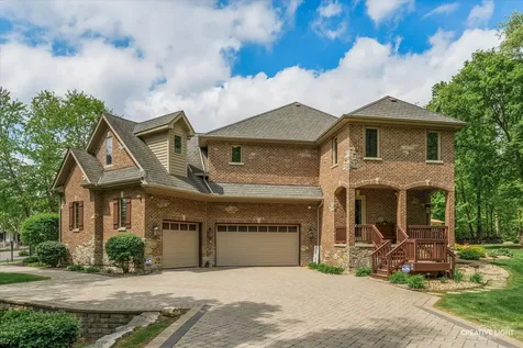 4779 Lees Court Oswego IL 60543