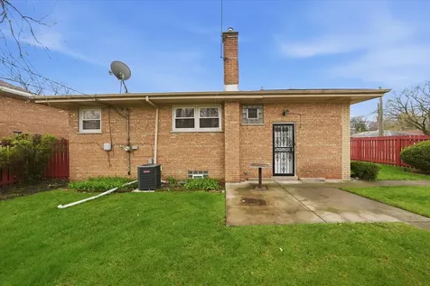 15201 Sunset Drive Dolton IL 60419