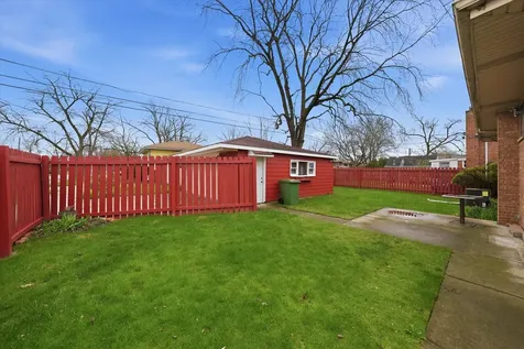 15201 Sunset Drive Dolton IL 60419