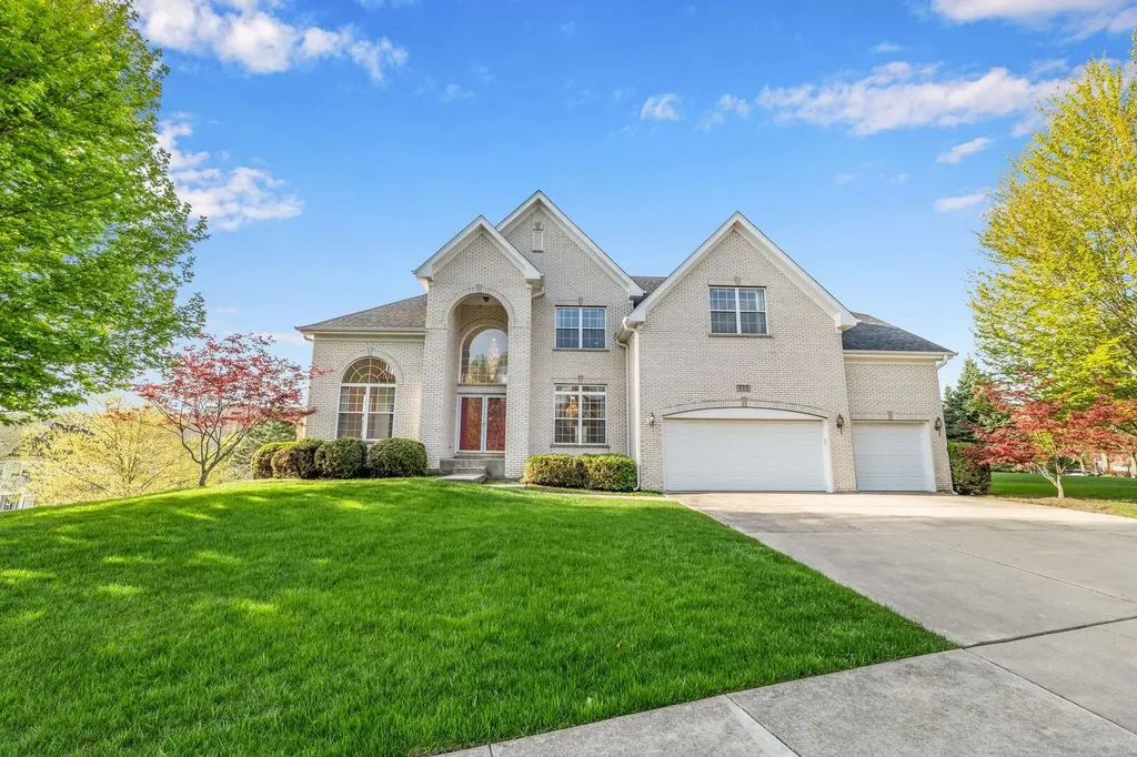 523 West Ruhl Road W Palatine IL 60074
