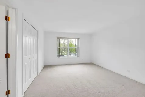 523 West Ruhl Road W Palatine IL 60074