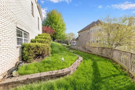523 West Ruhl Road W Palatine IL 60074