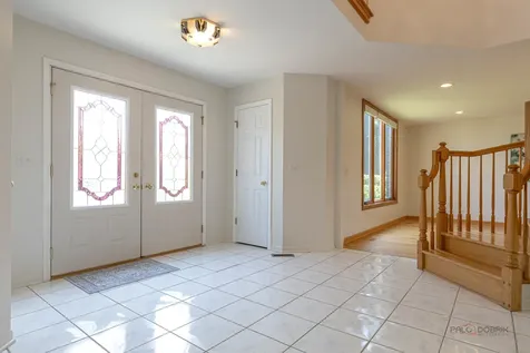 810 Edgemere Road Buffalo Grove IL 60089