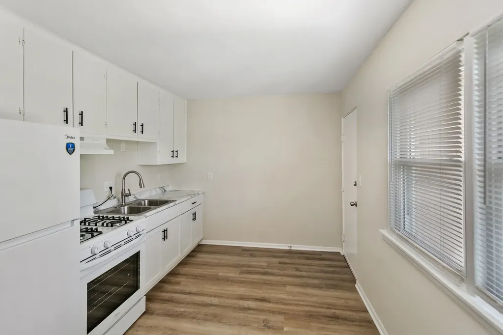 991 Tollview Avenue Aurora IL 60505