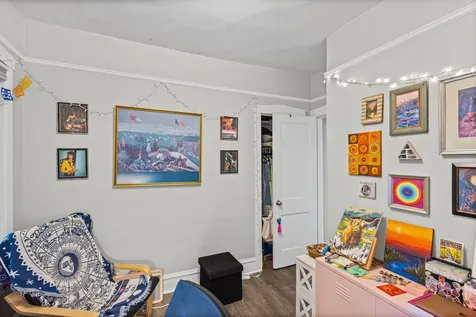 5725 West Giddings Street Chicago IL 60630