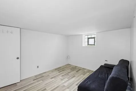 5725 West Giddings Street Chicago IL 60630