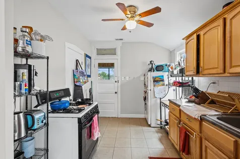 5725 West Giddings Street Chicago IL 60630