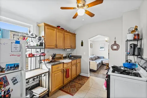5725 West Giddings Street Chicago IL 60630