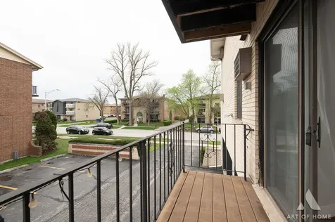 10323 Mayfield Avenue Oak Lawn IL 60453