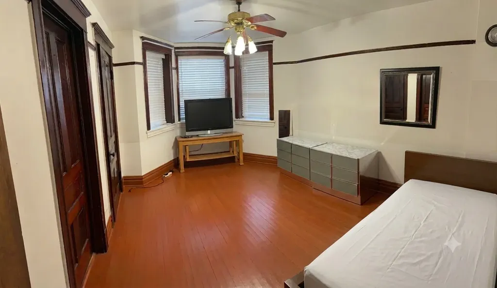 2507 West Walton Street Chicago IL 60622