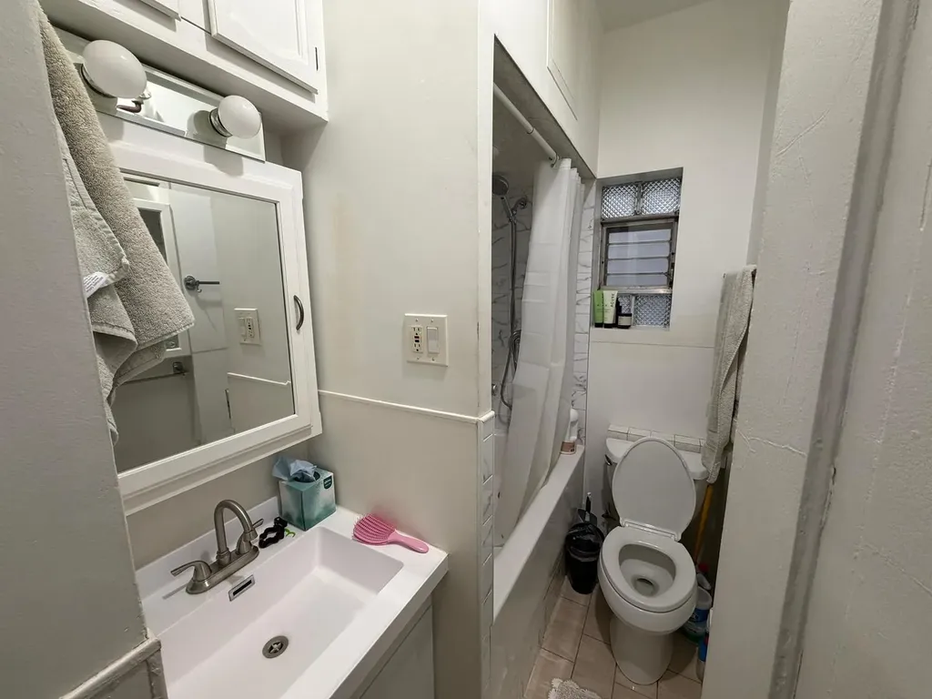 2507 West Walton Street Chicago IL 60622