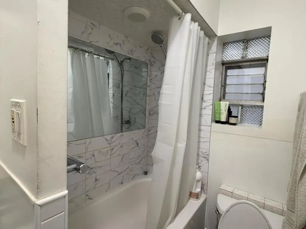 2507 West Walton Street Chicago IL 60622