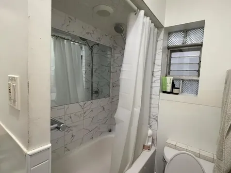2507 West Walton Street Chicago IL 60622