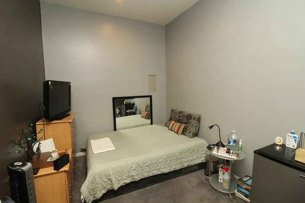 3231 West Fullerton Avenue Chicago IL 60647