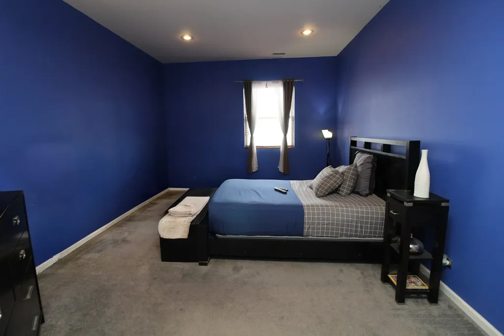 3231 West Fullerton Avenue Chicago IL 60647