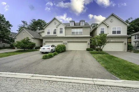 2840 Cobblestone Drive Crystal Lake IL 60012