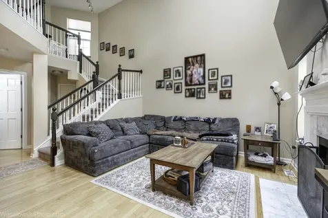 2840 Cobblestone Drive Crystal Lake IL 60012