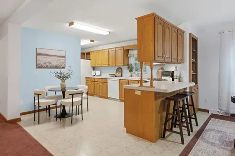 211 Bridge Street Millington IL 60537