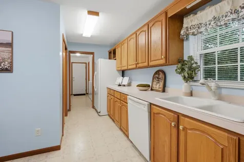 211 Bridge Street Millington IL 60537