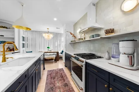 23 North Racine Avenue Chicago IL 60607
