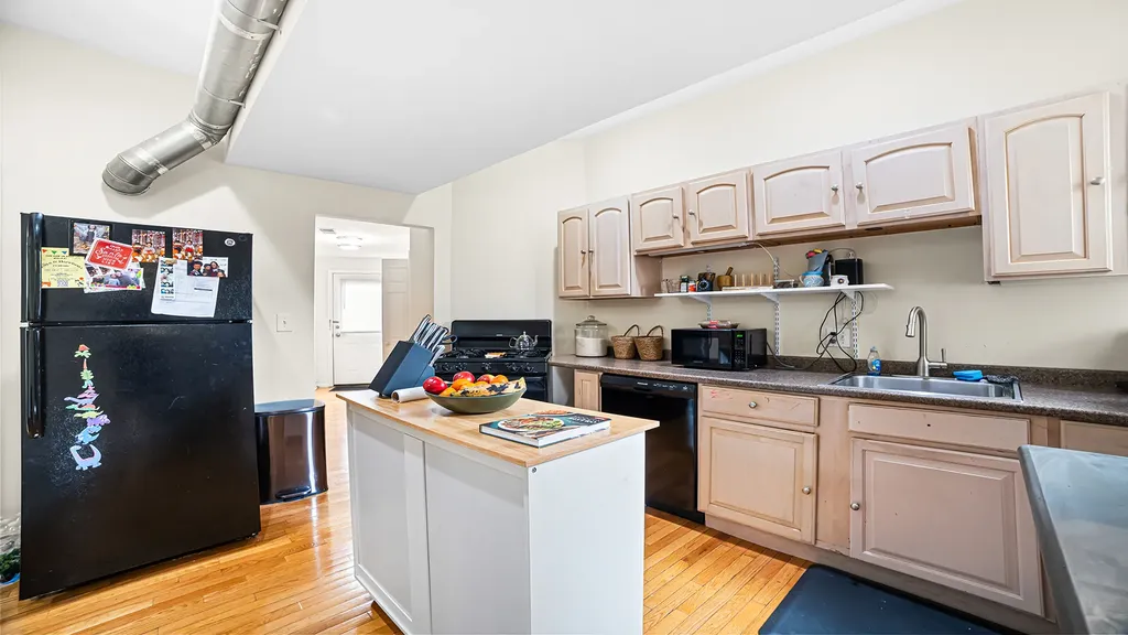 4754 North Lincoln Avenue Chicago IL 60625
