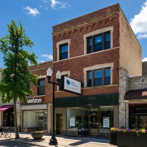 4754 North Lincoln Avenue Chicago IL 60625