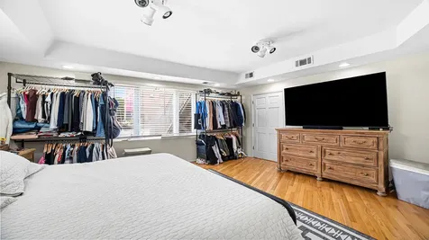 4754 North Lincoln Avenue Chicago IL 60625