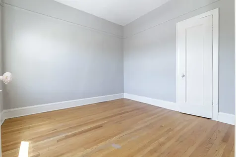 4754 North Lincoln Avenue Chicago IL 60625