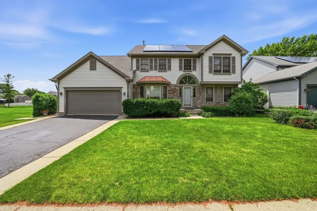 930 Ripple Brook Lane Elgin IL 60120