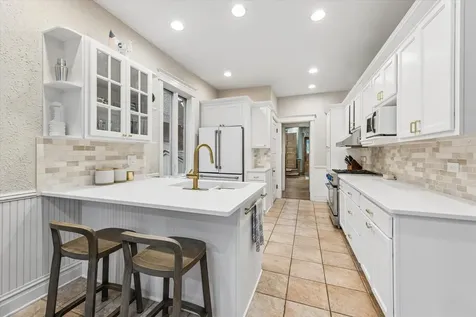134 North Kensington Avenue La Grange IL 60525