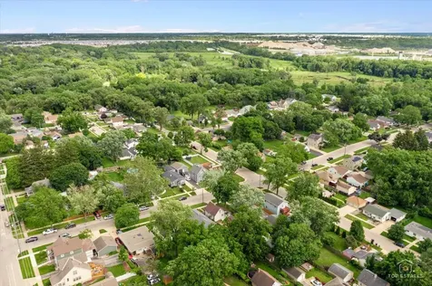 870 Lavoie Avenue Elgin IL 60120