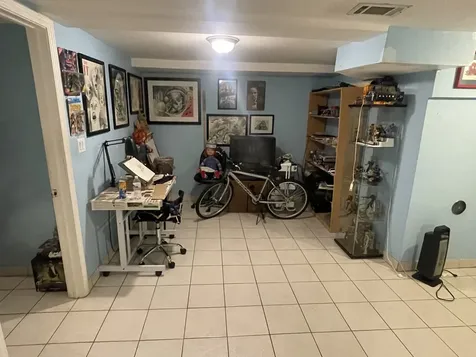 2915 West Granville Avenue Chicago IL 60659