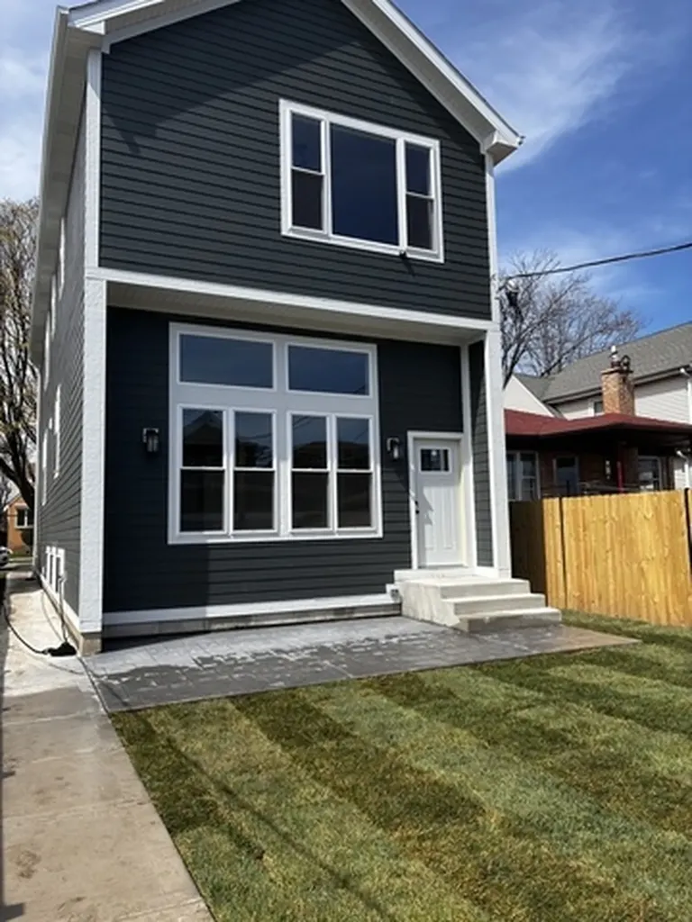 3755 North Odell Avenue Chicago IL 60634