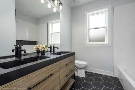 3755 North Odell Avenue Chicago IL 60634