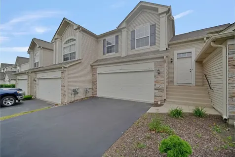 1717 Fieldstone Drive S Shorewood IL 60404