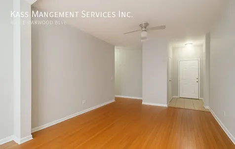 437 East Oakwood Boulevard Chicago IL 60653