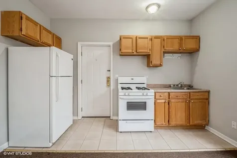 435 East Oakwood Boulevard Chicago IL 60653