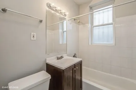435 East Oakwood Boulevard Chicago IL 60653