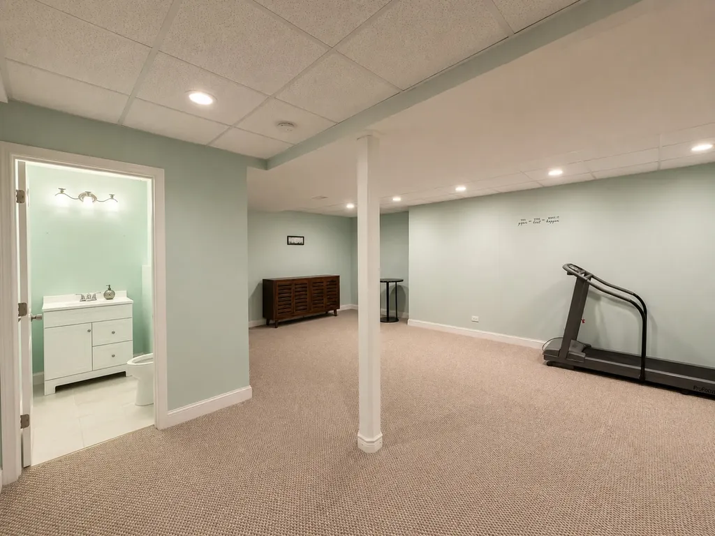 210 Balmoral Court Glendale Heights IL 60139