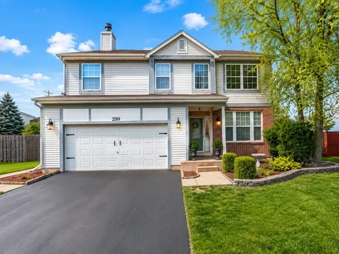 210 Balmoral Court Glendale Heights IL 60139