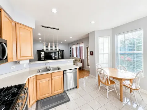 210 Balmoral Court Glendale Heights IL 60139