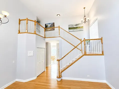210 Balmoral Court Glendale Heights IL 60139
