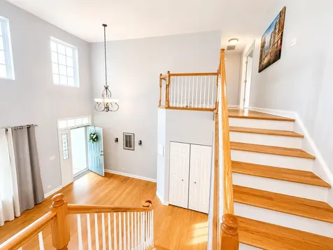 210 Balmoral Court Glendale Heights IL 60139