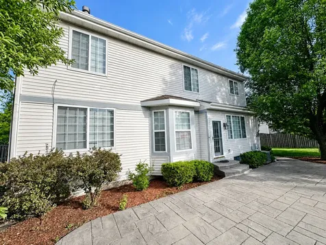 210 Balmoral Court Glendale Heights IL 60139