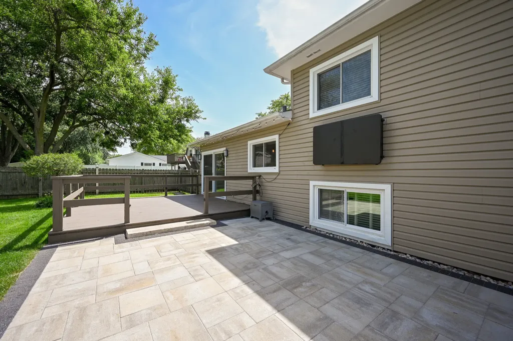 1967 Nottingham Lane Wheaton IL 60189