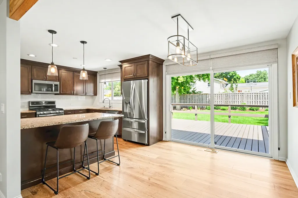 1967 Nottingham Lane Wheaton IL 60189